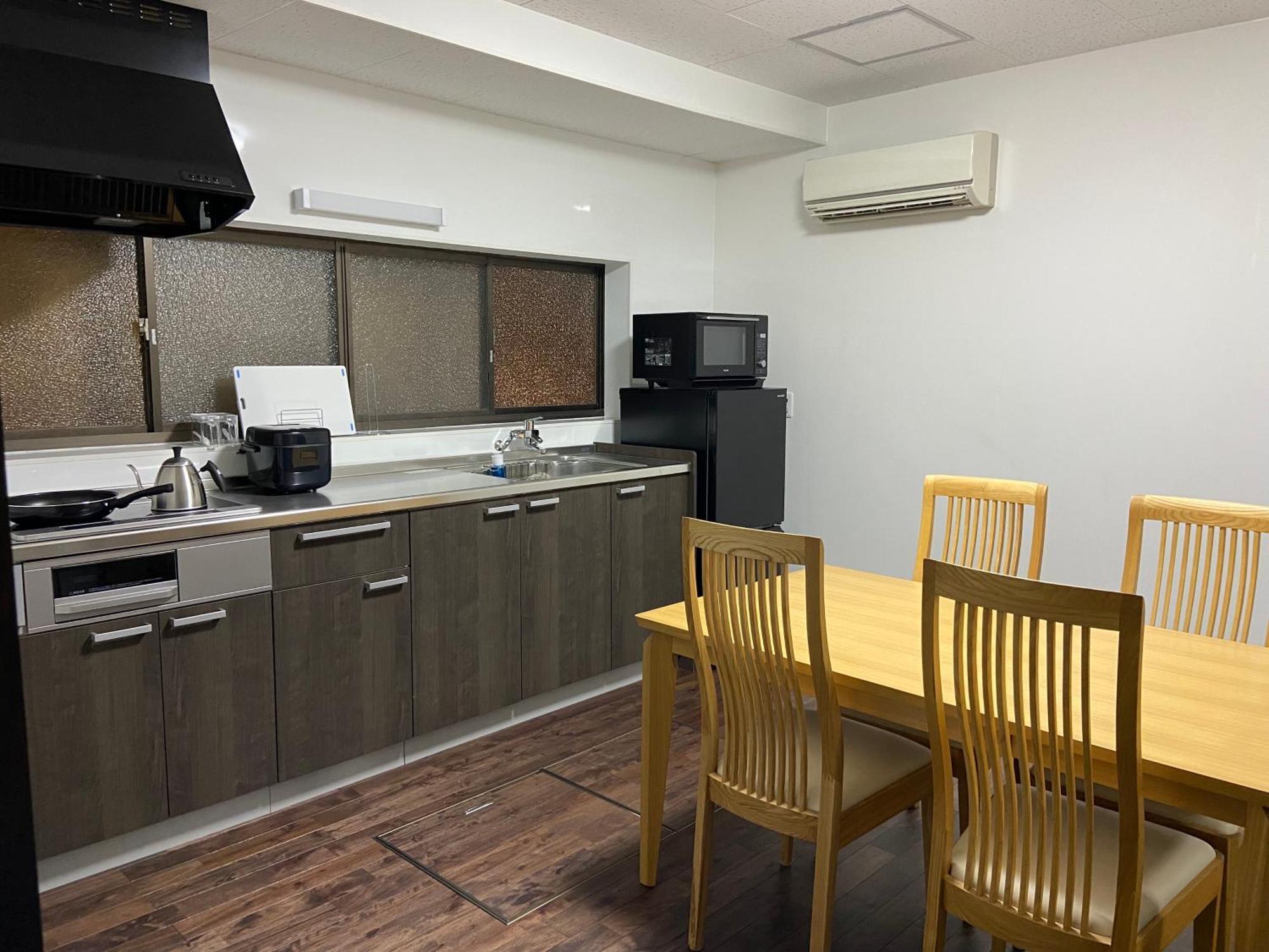 Apartment 癒し宿 かぐら Kushimoto